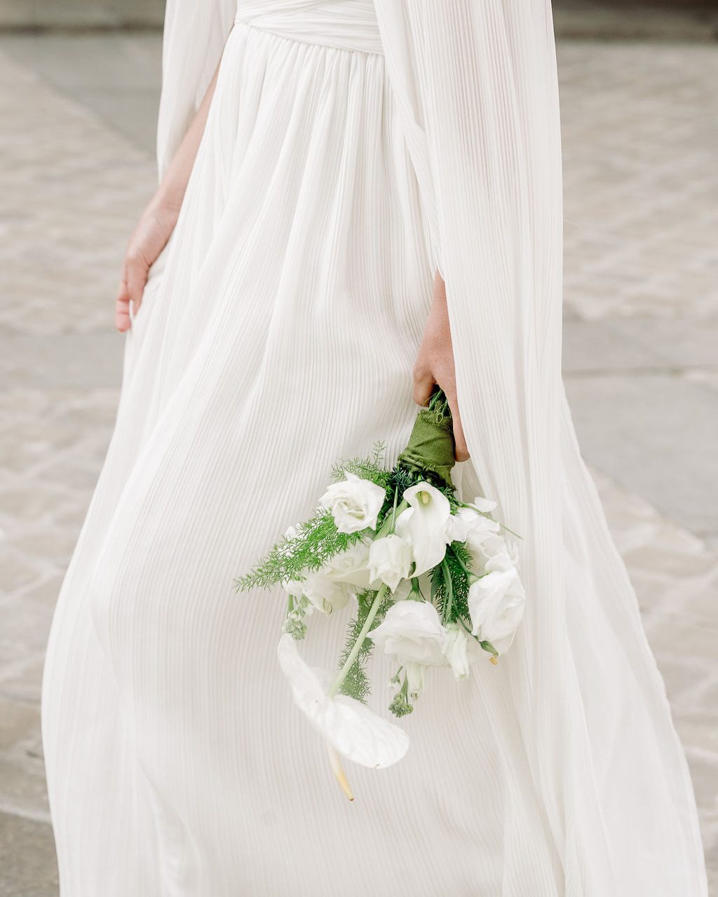 Instagram post from theweddingroom_france. This post is in position 0.