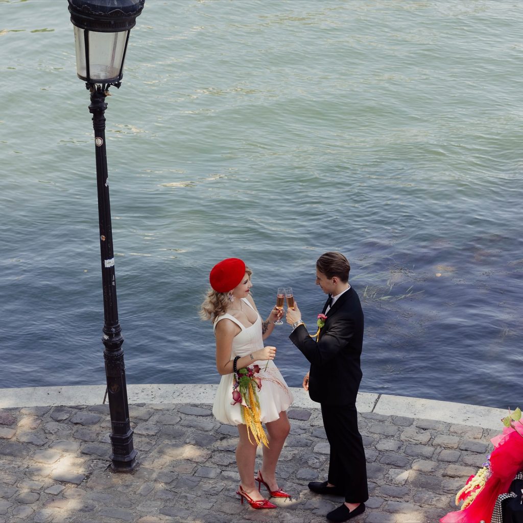 Instagram post from theweddingroom_france. This post is in position 4.