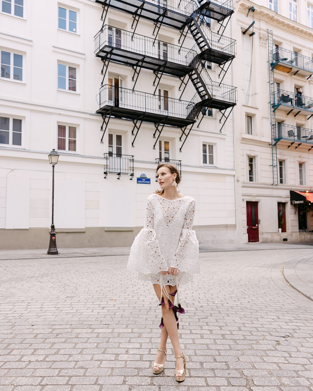 Instagram post from theweddingroom_france. This post is in position 0.