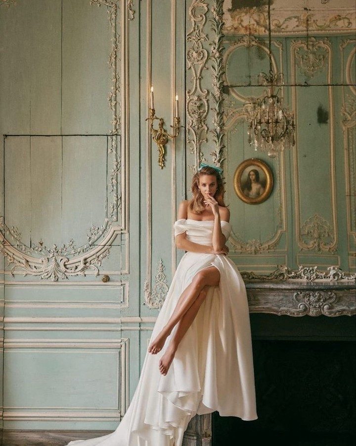 Instagram post from theweddingroom_france. This post is in position 2.