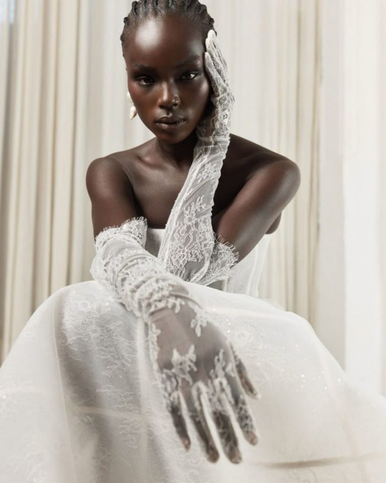 Instagram post from theweddingroom_france. This post is in position 5.