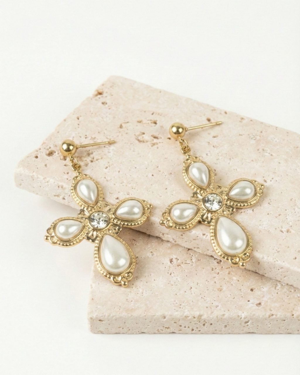 Instagram post from theweddingroom_france. This post is in position 1.